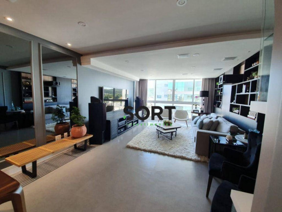 Imagem Apartamento com 3 Quartos à Venda, 149 m² em Centro - Balneário Camboriú