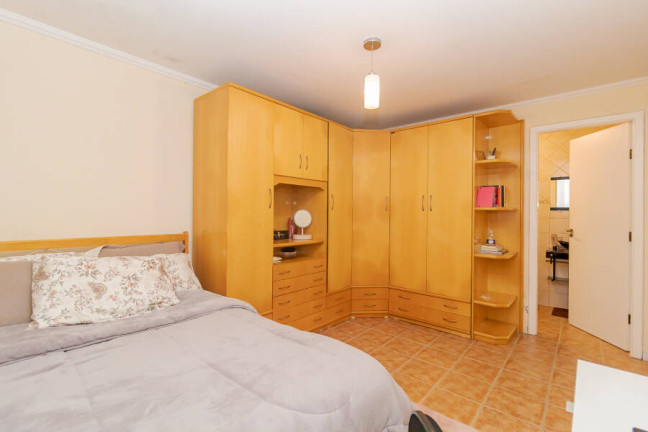 Imagem Casa com 3 Quartos à Venda, 140 m² em Guaíra - Curitiba