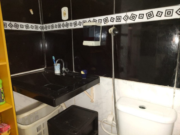 Imagem Casa com 2 Quartos à Venda, 70 m² em Quintino Bocaiúva - Rio De Janeiro