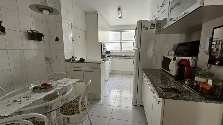 Imagem Apartamento com 3 Quartos à Venda, 131 m² em Moema - São Paulo Imagem Apartamento com 3 Quartos à Venda, 131 m² em Moema - São Paulo