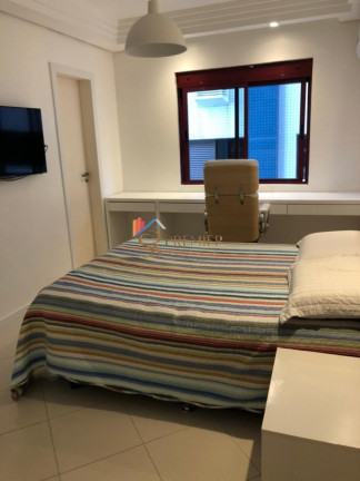 Imagem Apartamento com 4 Quartos à Venda, 190 m² em Centro - Florianópolis
