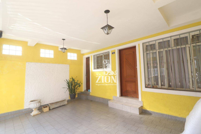 Casa com 3 Quartos à Venda, 250 m² em água Fria - São Paulo