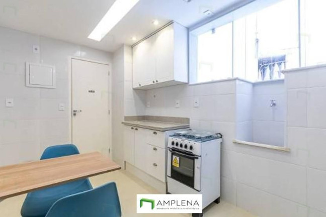 Imagem Apartamento com 2 Quartos à Venda, 80 m² em Copacabana - Rio De Janeiro