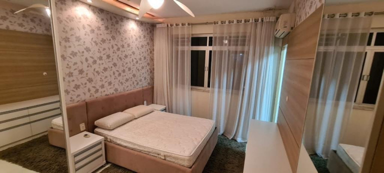Imagem Apartamento com 3 Quartos à Venda, 142 m² em Centro - Florianópolis