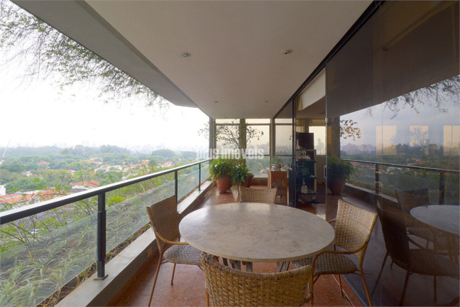 Imagem Apartamento com 3 Quartos à Venda, 270 m² em Jardim Paulista - São Paulo Imagem Apartamento com 3 Quartos à Venda, 270 m² em Jardim Paulista - São Paulo
