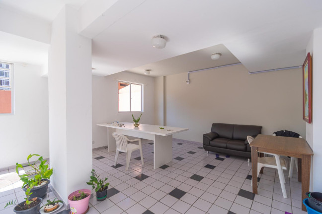 Imagem Apartamento com 1 Quarto para Alugar, 18 m² em Centro - Curitiba
