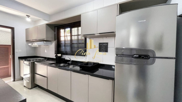 Imagem Casa com 3 Quartos à Venda, 228 m² em Rio Tavares - Florianópolis