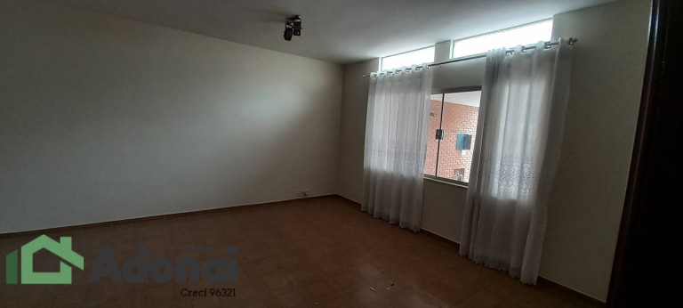 Imagem Casa com 2 Quartos à Venda, 253 m² em Anhangabaú - Jundiaí