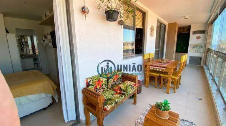 Apartamento com 2 Quartos à Venda, 85 m² em Piratininga - Niterói