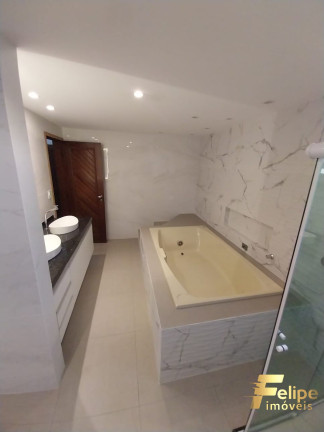Casa com 3 Quartos à Venda, 258 m² em Itapebussu - Guarapari