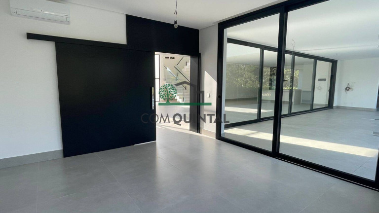 Imagem Casa com 4 Quartos à Venda, 750 m² em Alphaville - Granja Viana - Carapicuíba Imagem Casa com 4 Quartos à Venda, 750 m² em Alphaville - Granja Viana - Carapicuíba
