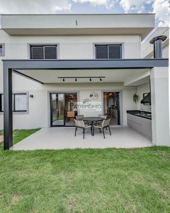 Casa com 3 Quartos à Venda, 147 m² em Estância Das Flores - Jaguariúna