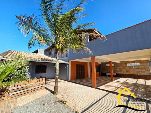 Casa com 6 Quartos à Venda, 232 m² em Centro - Balneário Barra Do Sul