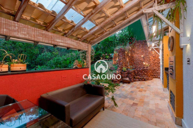Imagem Casa com 6 Quartos à Venda, 270 m² em Condomínio Village Royale - Nova Lima
