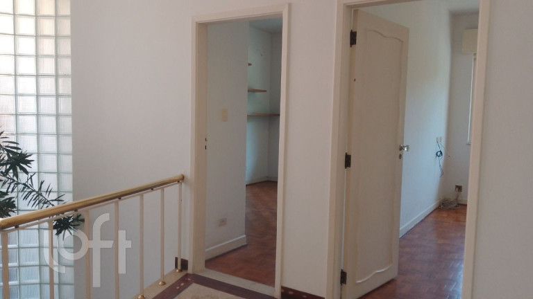 Casa com 3 Quartos à Venda, 400 m² em Moema - São Paulo