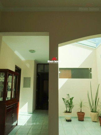 Imagem Casa com 4 Quartos à Venda, 232 m² em Caxambu - Jundiaí