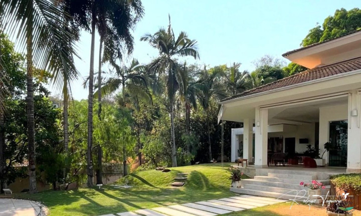 Imagem Casa com 4 Quartos à Venda, 585 m² em Residencial Aldeia Do Vale - Goiânia
