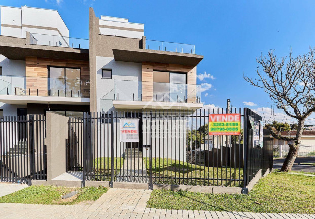 Imagem Sobrado com 3 Quartos à Venda, 176 m² em Abranches - Curitiba Imagem Sobrado com 3 Quartos à Venda, 176 m² em Abranches - Curitiba