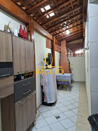 Imagem Casa com 2 Quartos à Venda, 74 m² em Vila Cascatinha - São Vicente