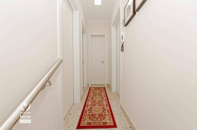 Imagem Sobrado com 3 Quartos à Venda, 118 m² em Santa Cândida - Curitiba