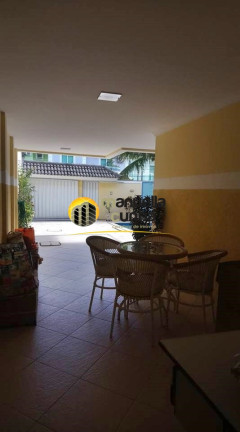 Imagem Casa de Condomínio com 4 Quartos à Venda, em Pechincha - Rio De Janeiro Imagem Casa de Condomínio com 4 Quartos à Venda, em Pechincha - Rio De Janeiro