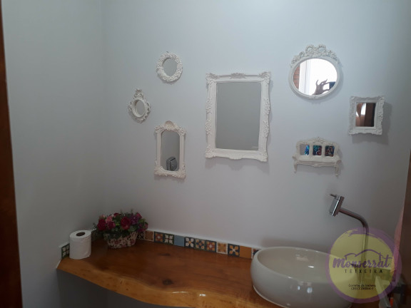 Imagem Imóvel com 3 Quartos à Venda, em Jardim Marcia - Peruíbe Imagem Imóvel com 3 Quartos à Venda, em Jardim Marcia - Peruíbe