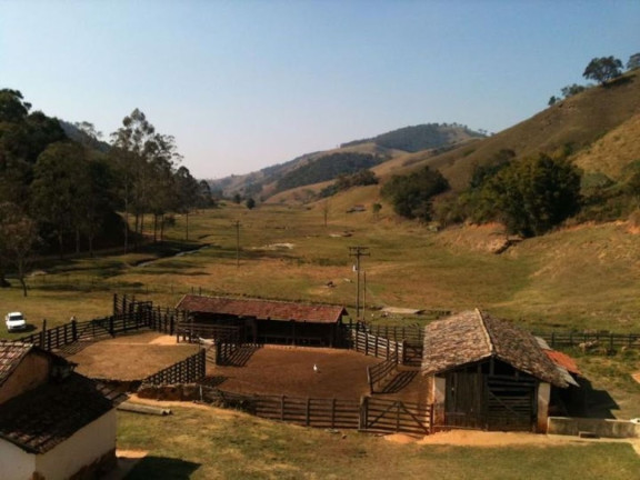 Imagem Fazenda à Venda, 100 m² em Vila Rica - Cunha Imagem Fazenda à Venda, 100 m² em Vila Rica - Cunha