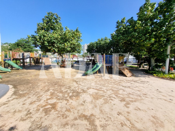 Imagem Casa com 5 Quartos à Venda, 300 m² em Barra Da Tijuca - Rio De Janeiro Imagem Casa com 5 Quartos à Venda, 300 m² em Barra Da Tijuca - Rio De Janeiro