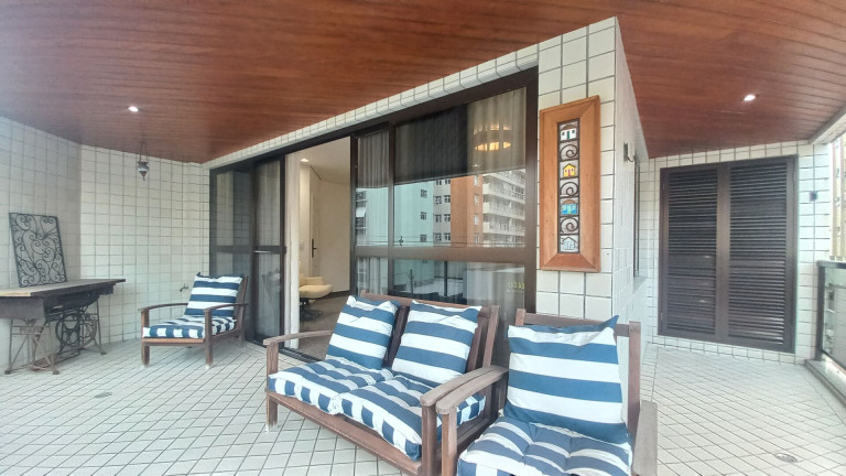 Imagem Apartamento com 3 Quartos para Alugar, 189 m² em Gonzaga - Santos