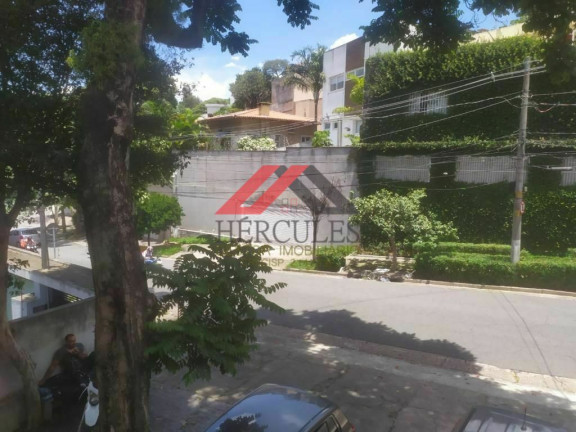 Imagem Sobrado com 12 Quartos à Venda, 280 m² em Pacaembu - São Paulo