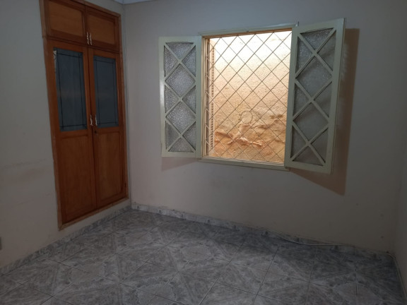 Imagem Casa com 4 Quartos à Venda,  em Jardim Russi - Taubaté
