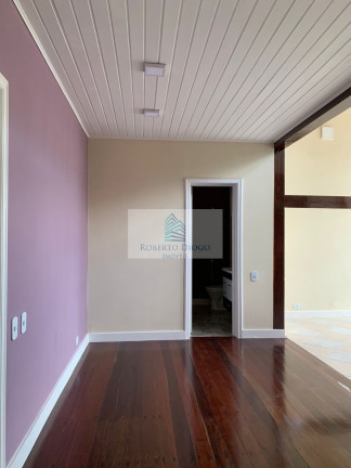 Imagem Casa com 4 Quartos à Venda, 300 m² em Barra Da Tijuca - Rio De Janeiro Imagem Casa com 4 Quartos à Venda, 300 m² em Barra Da Tijuca - Rio De Janeiro