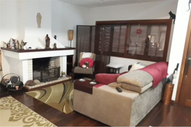 Imagem Casa com 4 Quartos à Venda,  em Teresópolis - Porto Alegre