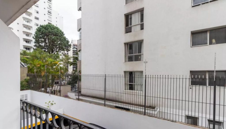 Imagem Apartamento com 2 Quartos à Venda, 62 m² em Moema - São Paulo