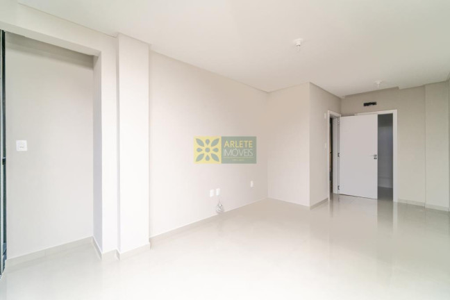 Imagem Cobertura com 3 Quartos à Venda, 151 m² em Mariscal - Bombinhas