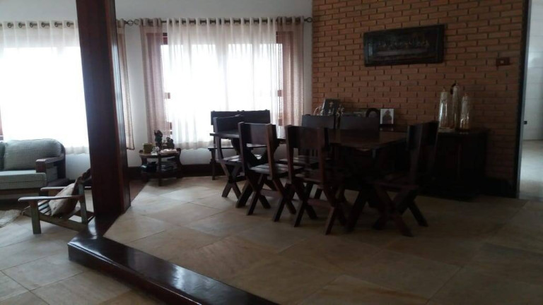 Sobrado com 3 Quartos à Venda, 480 m² em Jardim Das Nações - Taubaté