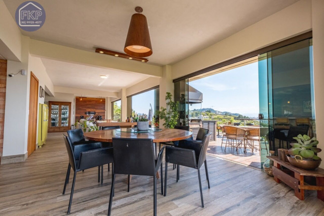 Imagem Casa com 3 Quartos à Venda, 450 m² em João Paulo - Florianópolis