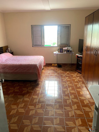 Imagem Sobrado com 2 Quartos à Venda, 206 m² em Vila São Carlos - Guarulhos
