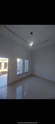 Imagem Casa com 2 Quartos à Venda, 86 m² em Goiânia Imagem Casa com 2 Quartos à Venda, 86 m² em Goiânia