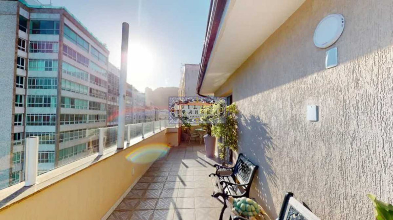 Imagem Cobertura com 3 Quartos à Venda, 165 m² em Copacabana - Rio De Janeiro Imagem Cobertura com 3 Quartos à Venda, 165 m² em Copacabana - Rio De Janeiro