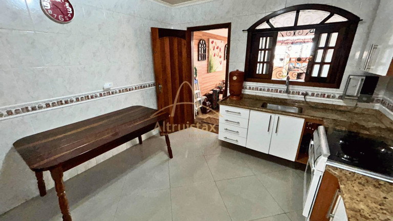Imagem Casa com 3 Quartos à Venda, em Jardim Das Flores - Osasco Imagem Casa com 3 Quartos à Venda, em Jardim Das Flores - Osasco