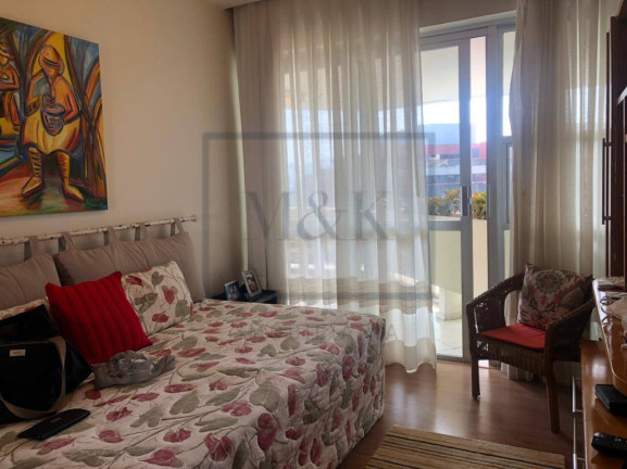 Imagem Apartamento com 3 Quartos à Venda, 241 m² em Barra Da Tijuca - Rio De Janeiro