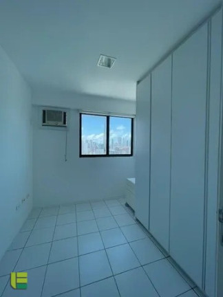 Imagem Apartamento com 2 Quartos à Venda, 50 m² em Boa Viagem - Recife