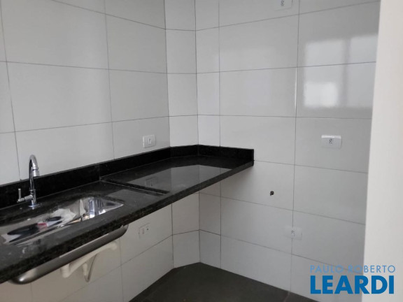 Imagem Apartamento com 2 Quartos à Venda, 42 m² em Vila Scarpelli - Santo André