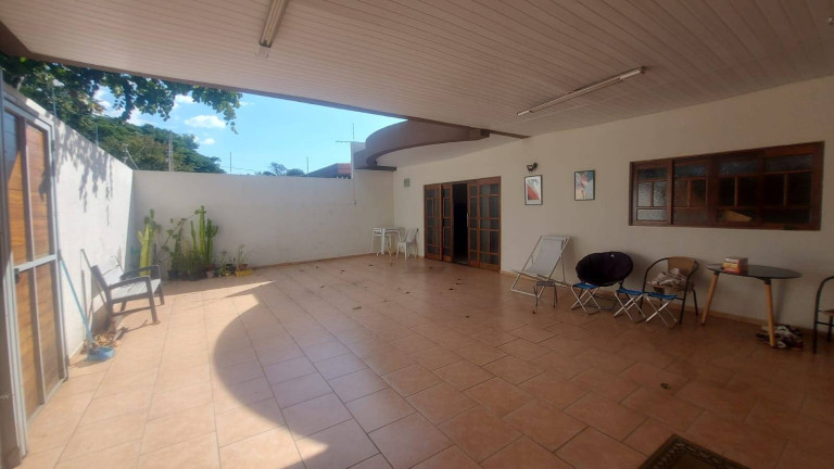 Casa com 4 Quartos à Venda, 240 m² em Jardim Satélite - São José Dos Campos
