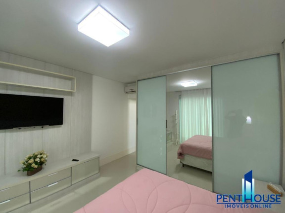 Imagem Apartamento com 3 Quartos à Venda, 133 m² em Centro - Balneário Camboriú Imagem Apartamento com 3 Quartos à Venda, 133 m² em Centro - Balneário Camboriú