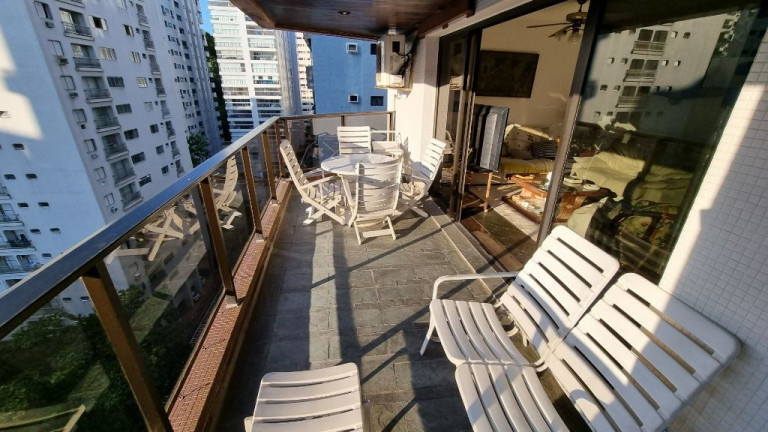 Apartamento com 3 Quartos à Venda, 140 m² em Pitangueiras - Guarujá