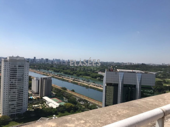 Imóvel com 4 Quartos à Venda, 702 m² em Pinheiros - São Paulo