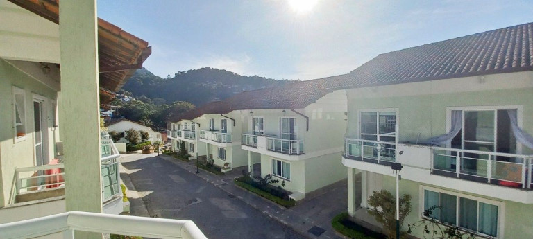 Imagem Casa com 4 Quartos à Venda, 187 m² em Agriões - Teresópolis Imagem Casa com 4 Quartos à Venda, 187 m² em Agriões - Teresópolis