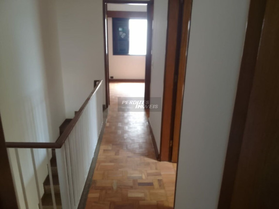 Imagem Casa com 3 Quartos para Alugar, 245 m² em Vila Romana - São Paulo